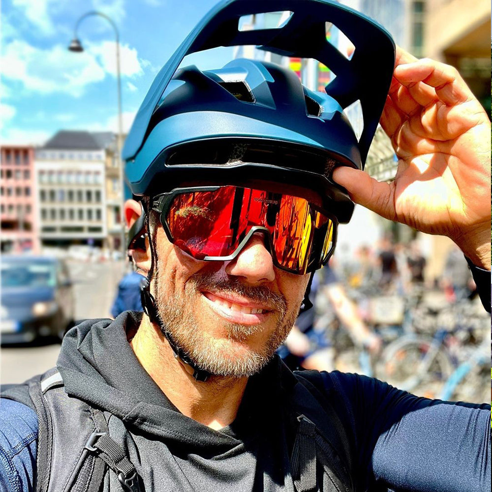 <transcy>QE48 Gafas de sol polarizadas negras rojas Gafas de sol de bicicleta Gafas de ciclismo Gafas de ciclismo UV400 5 lentes / juego</transcy>